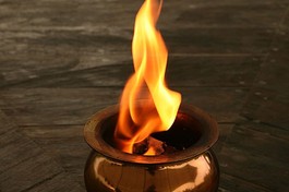 Mua dâm có phạm giới tà dâm?